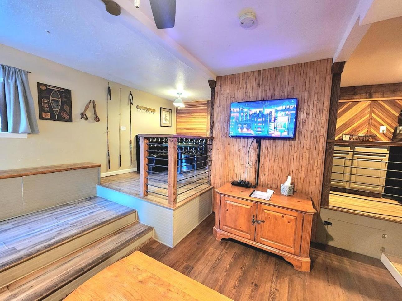 Miners Suite-Centrally Located In Shaver Lake شيفير ليك المظهر الخارجي الصورة