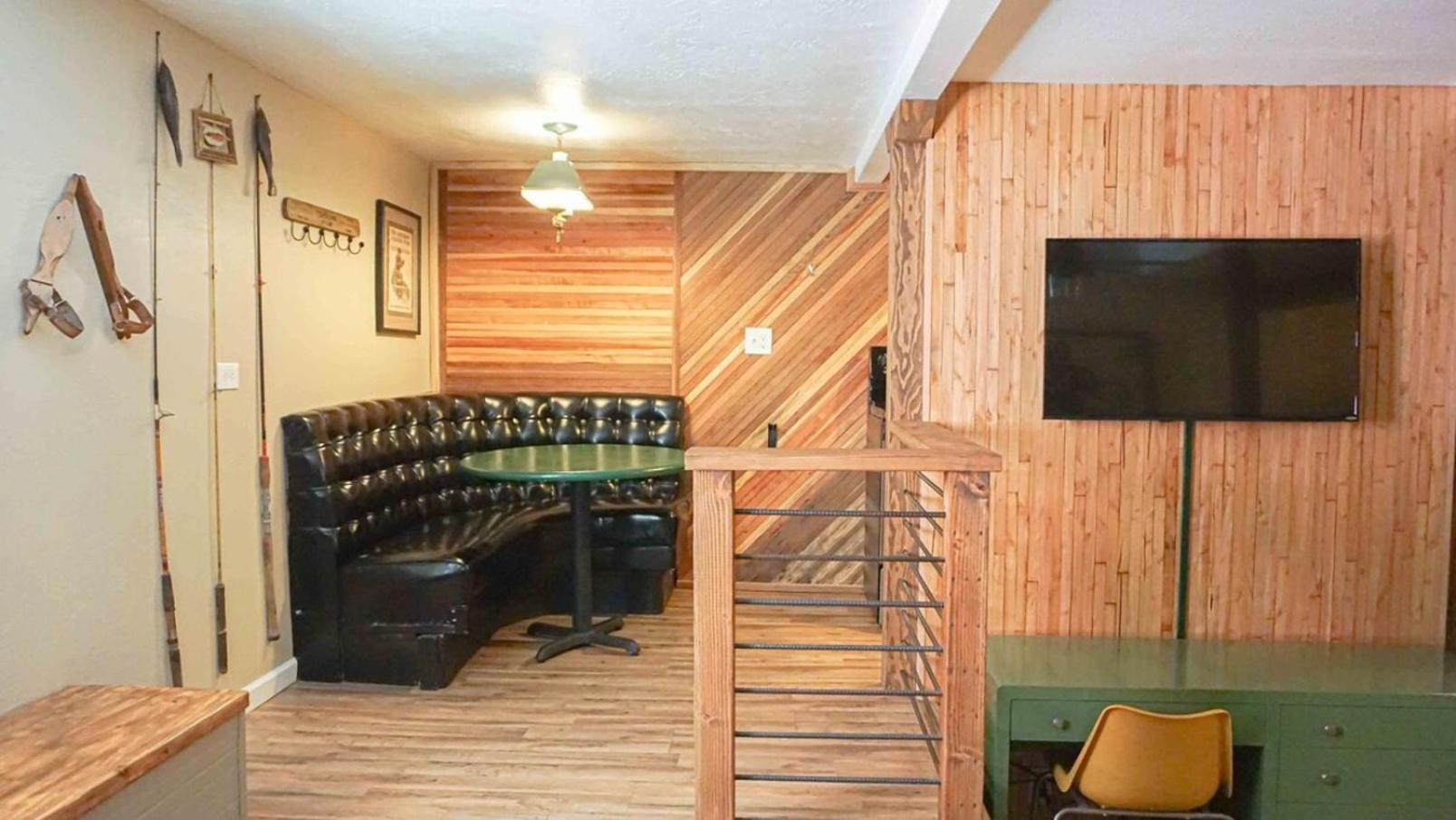Miners Suite-Centrally Located In Shaver Lake شيفير ليك المظهر الخارجي الصورة