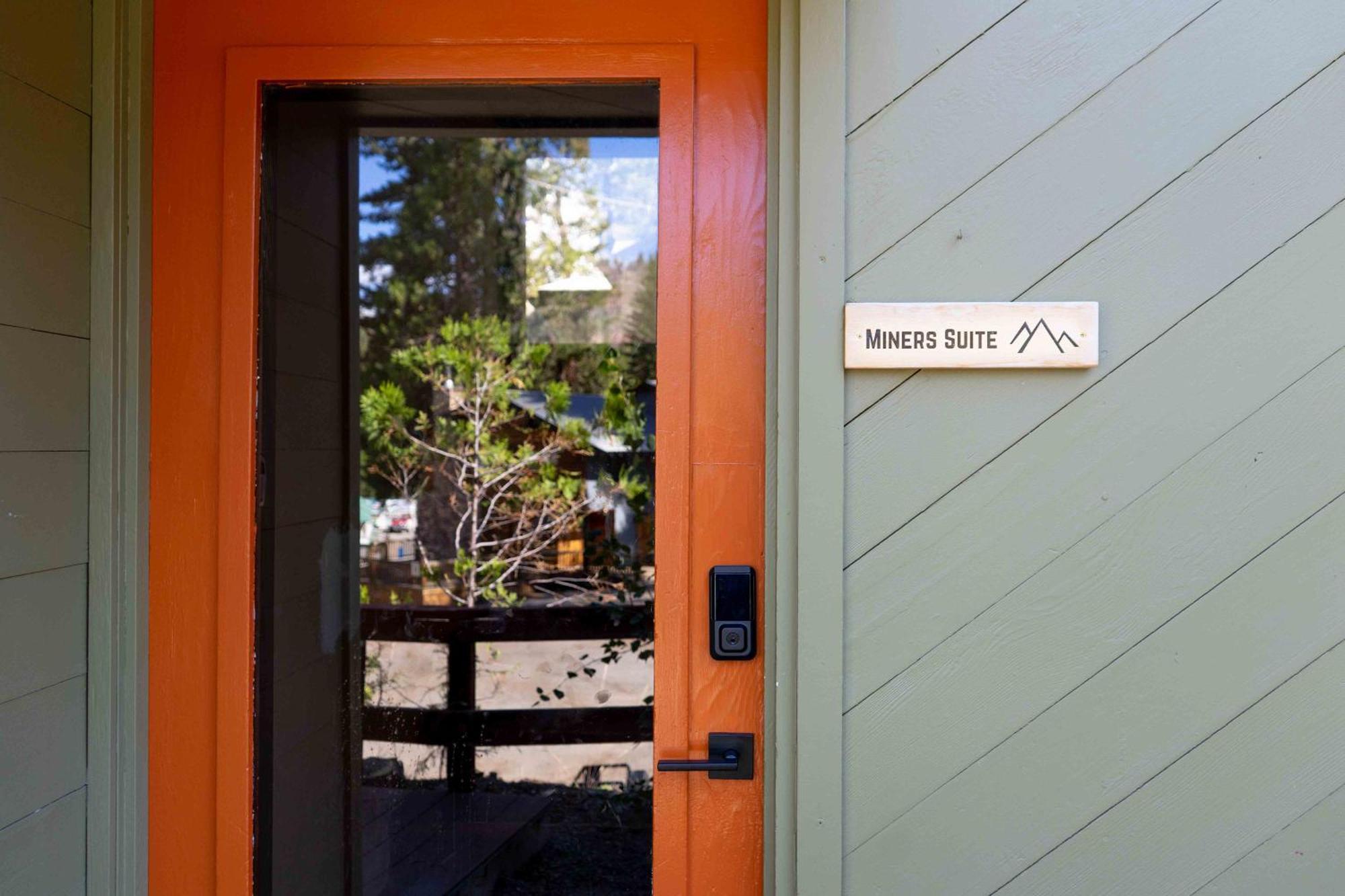 Miners Suite-Centrally Located In Shaver Lake شيفير ليك المظهر الخارجي الصورة